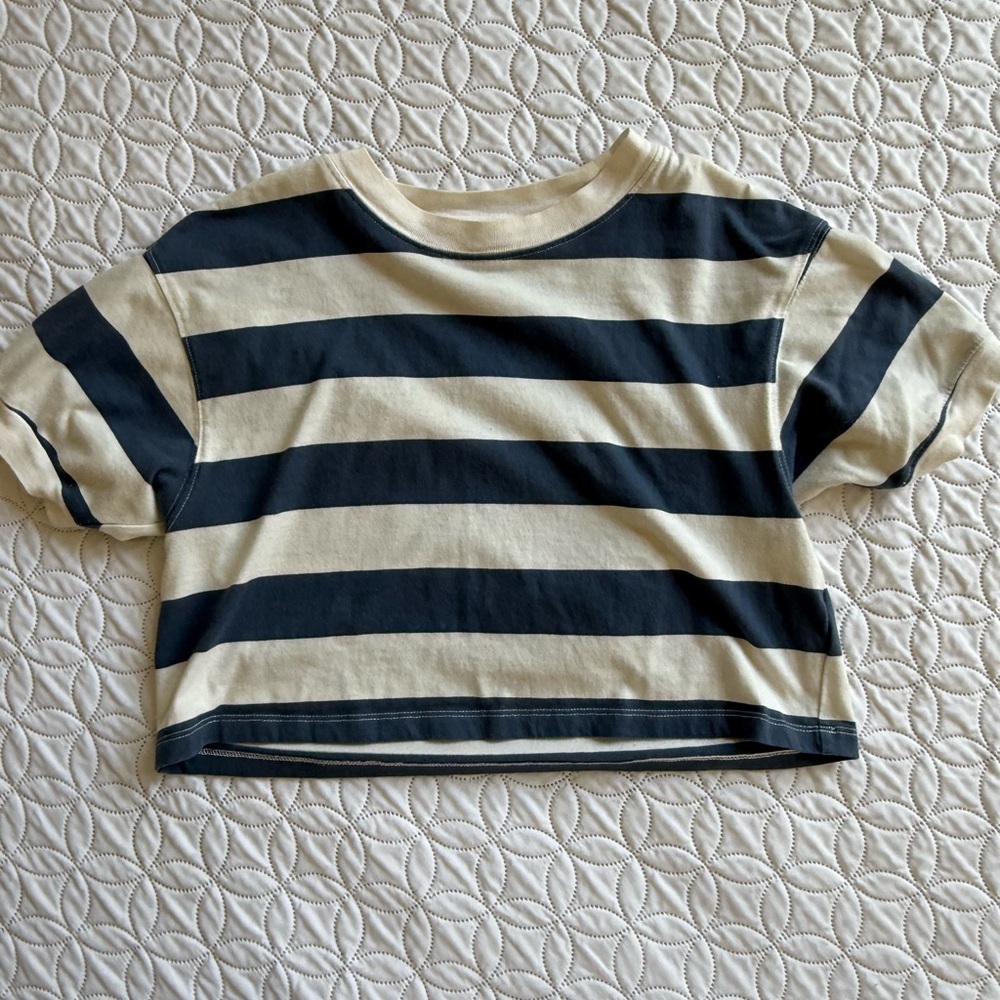 Striped cropped tee
